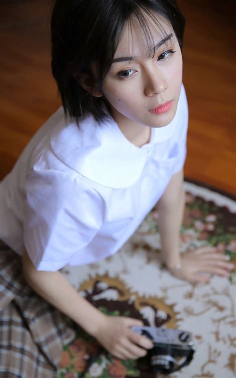 手机在线观看视频新趋势：便捷体验与安全隐忧并存